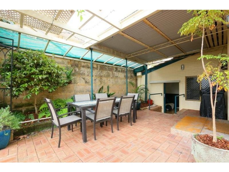 27 Axford Street, Como WA 6152