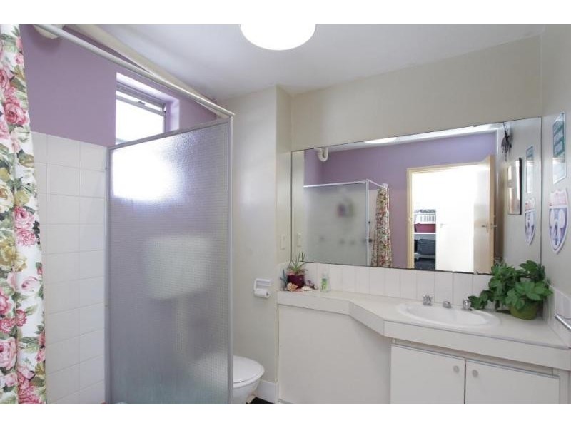 8/57 Tenth Avenue, Inglewood WA 6052