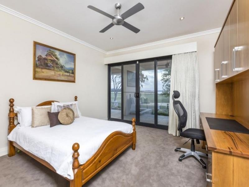 33 Dunkley Avenue, Applecross WA 6153