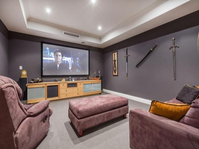 33 Dunkley Avenue, Applecross WA 6153