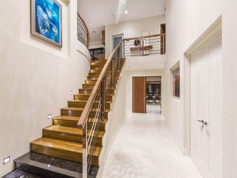 33 Dunkley Avenue, Applecross WA 6153