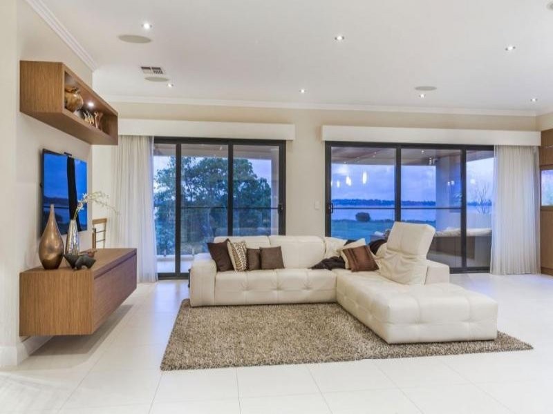 33 Dunkley Avenue, Applecross WA 6153