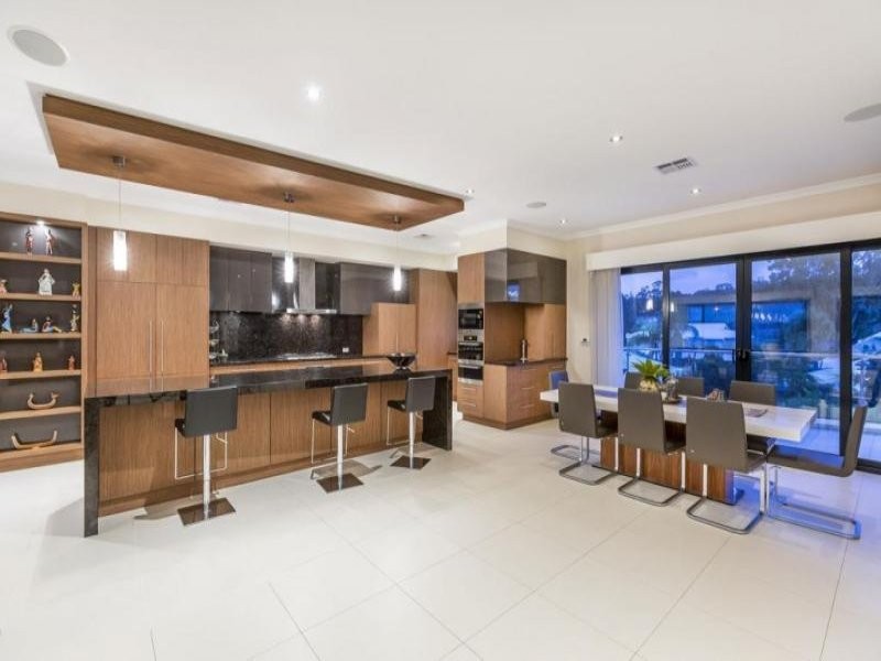 33 Dunkley Avenue, Applecross WA 6153