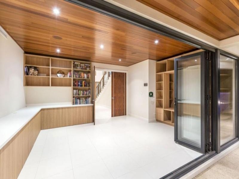 33 Dunkley Avenue, Applecross WA 6153