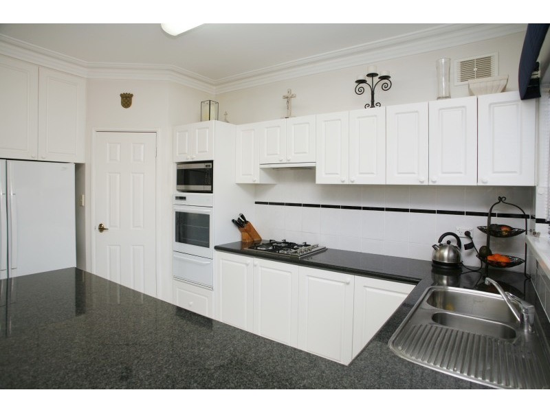 144 Washington Street, Victoria Park WA 6100