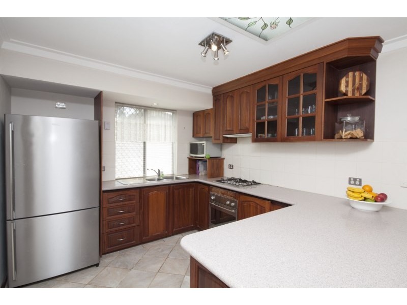 9 Sloan Court, Thornlie WA 6108