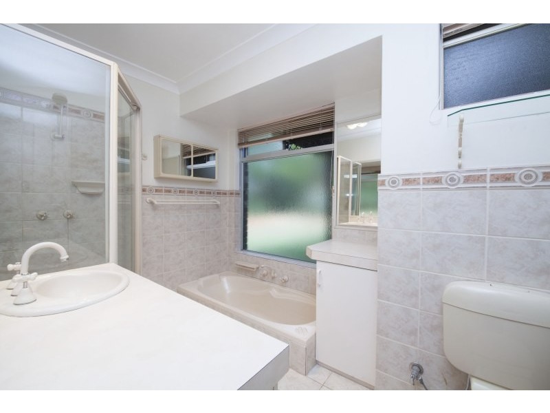 9 Sloan Court, Thornlie WA 6108