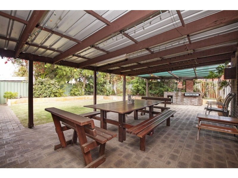 9 Sloan Court, Thornlie WA 6108