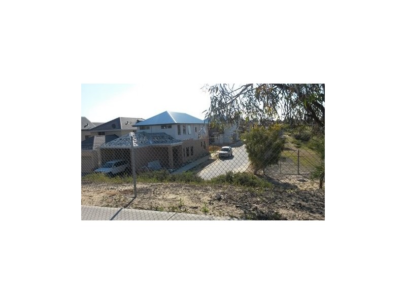 16 Plomarion Rise, Victoria Park WA 6100
