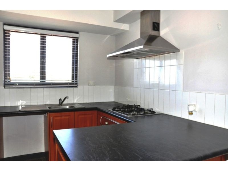 4/84 Lockhart Street, Como WA 6152