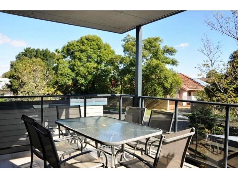 4/84 Lockhart Street, Como WA 6152