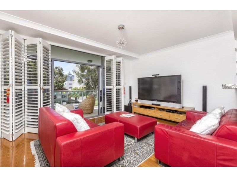 2/10 Hardy Street, South Perth WA 6151