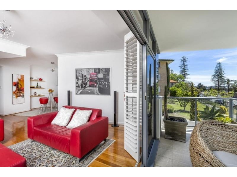 2/10 Hardy Street, South Perth WA 6151