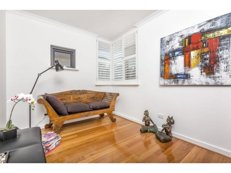 2/10 Hardy Street, South Perth WA 6151