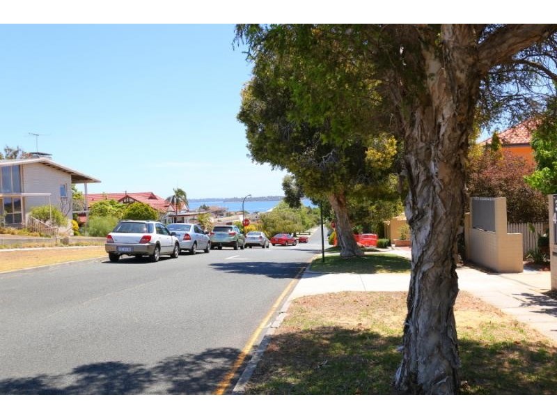 1/48 Eric Street, Como WA 6152