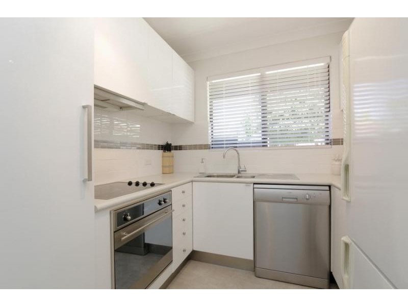 1/48 Eric Street, Como WA 6152