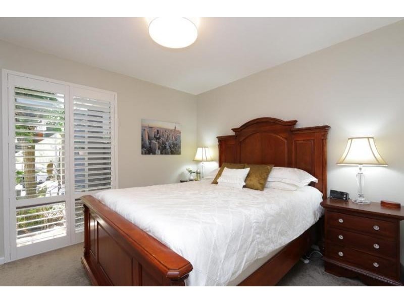 1/48 Eric Street, Como WA 6152