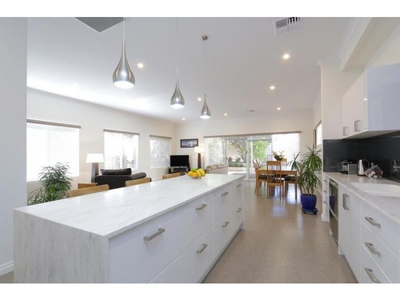 124 Ryrie Avenue, Como WA 6152