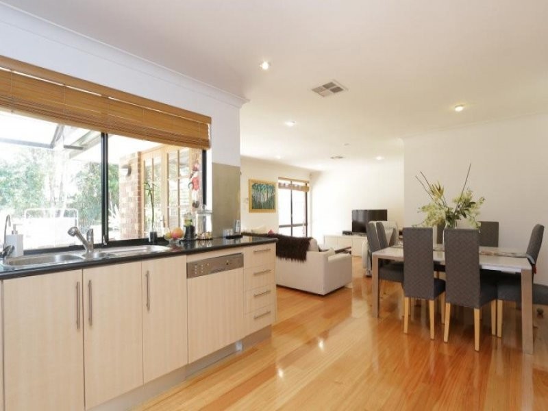 6 Marsengo Road, Bateman WA 6150