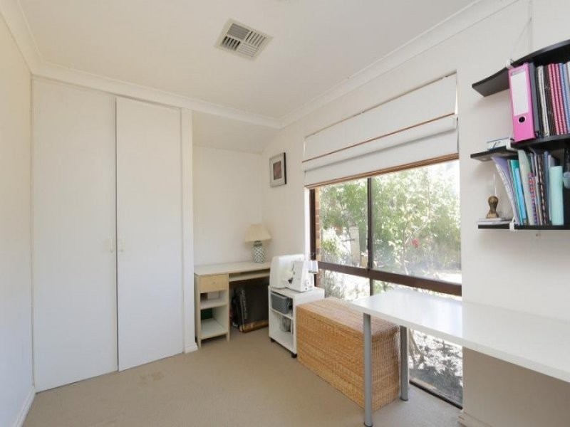 6 Marsengo Road, Bateman WA 6150