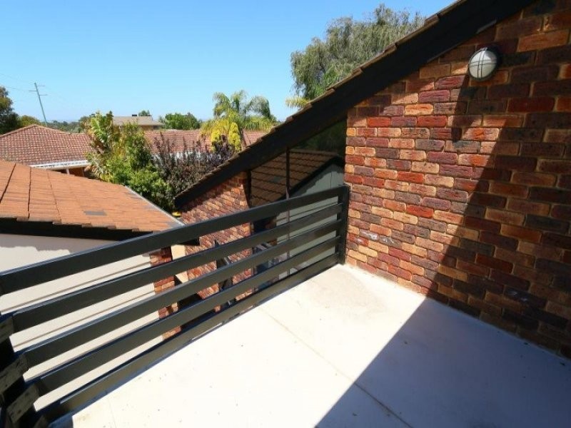 6 Marsengo Road, Bateman WA 6150