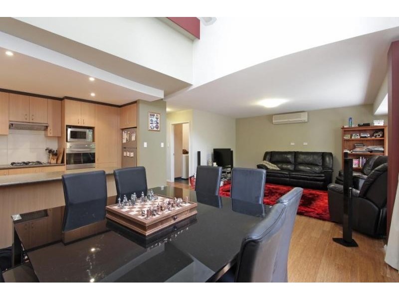 1/64 Labouchere Road, South Perth WA 6151