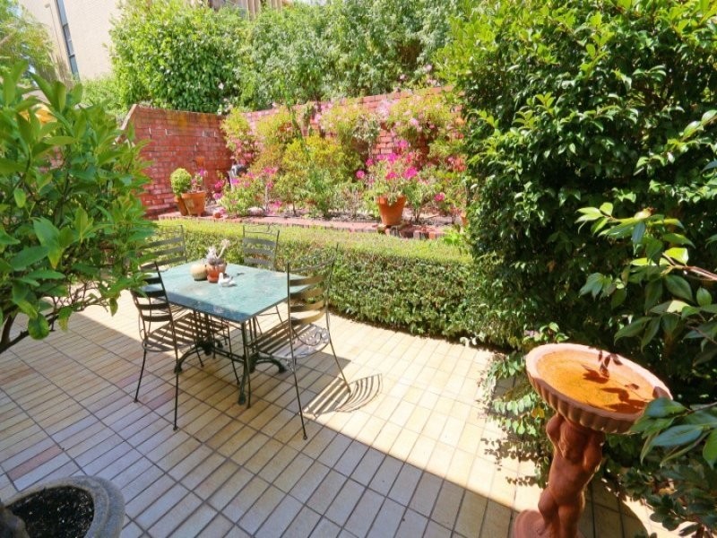 7/14 Hensman Street, South Perth WA 6151