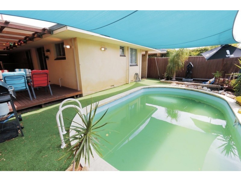 2/8 Coolidge Street, Como WA 6152