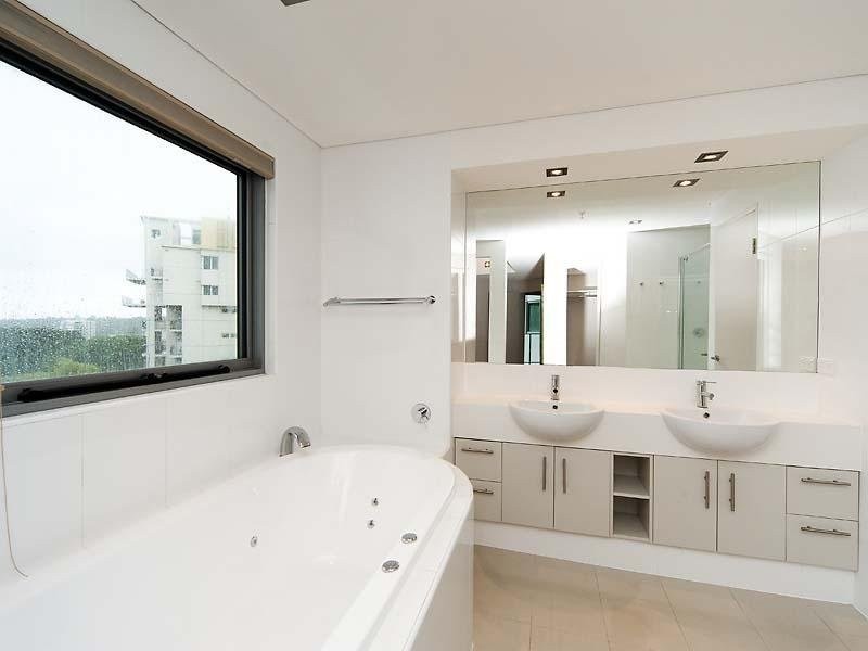 4/152 Mill Point Road, South Perth WA 6151