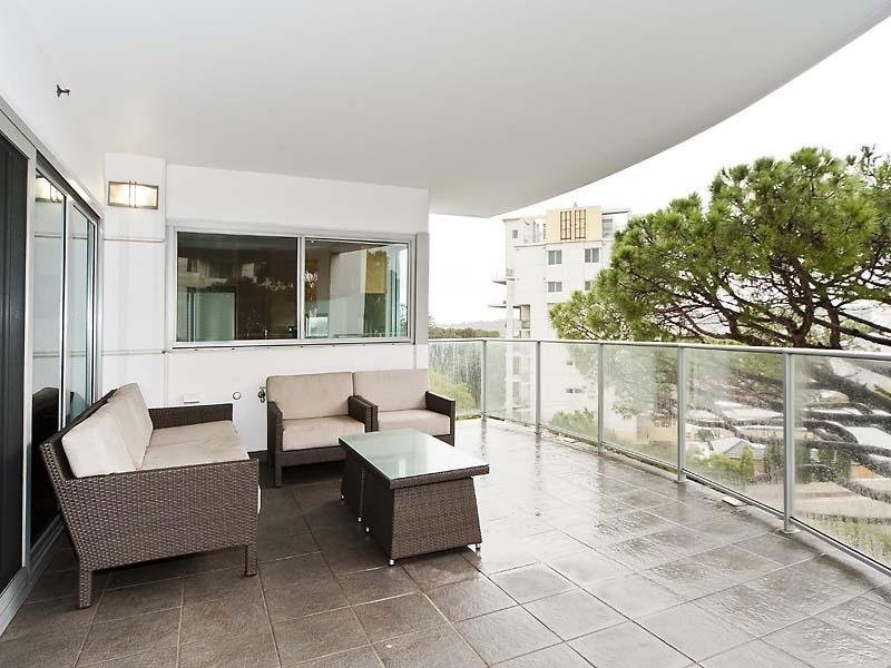 4/152 Mill Point Road, South Perth WA 6151