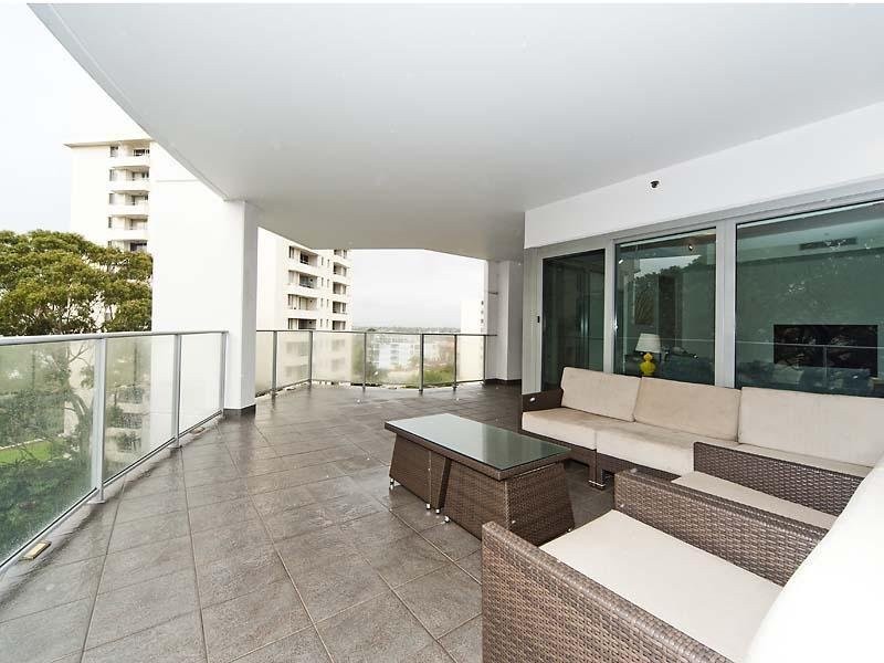 4/152 Mill Point Road, South Perth WA 6151