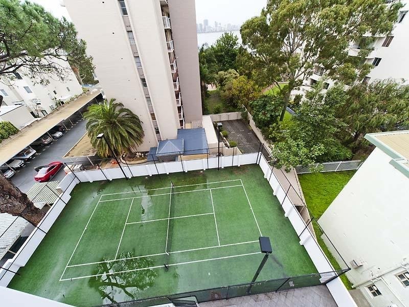 4/152 Mill Point Road, South Perth WA 6151