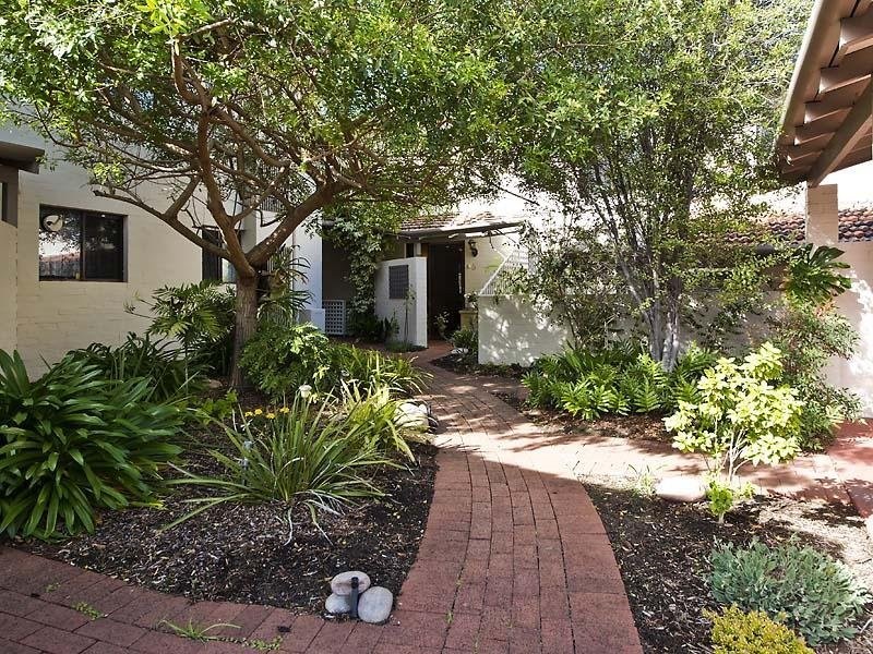 5/6 Onslow Street, South Perth WA 6151