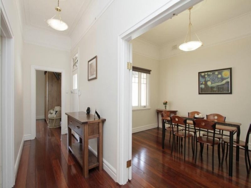 16 Cardiff Street, East Victoria Park WA 6101