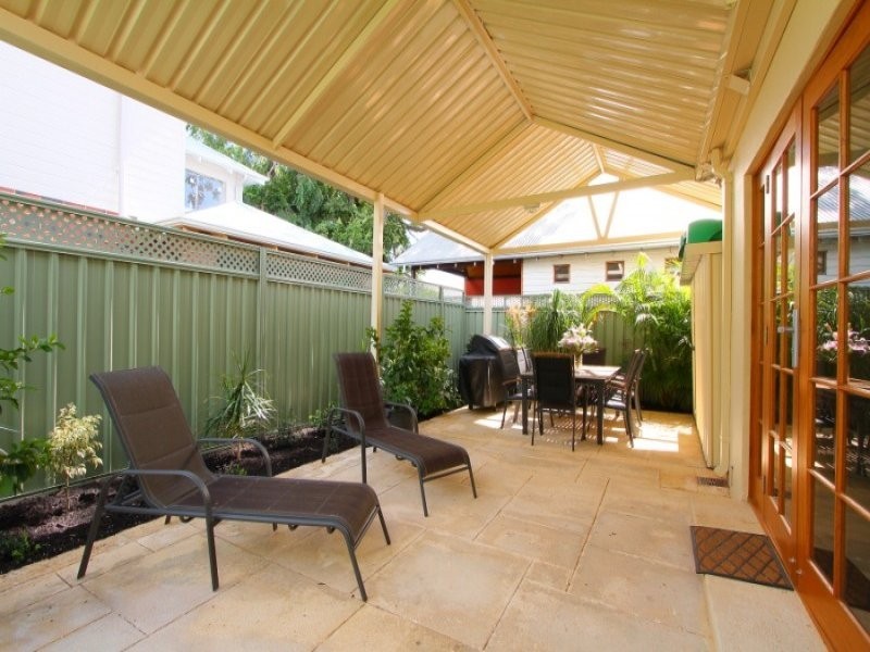 16 Cardiff Street, East Victoria Park WA 6101