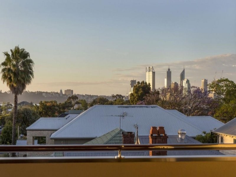 42 Gladstone Avenue, South Perth WA 6151