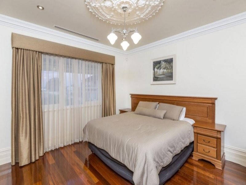 42 Gladstone Avenue, South Perth WA 6151