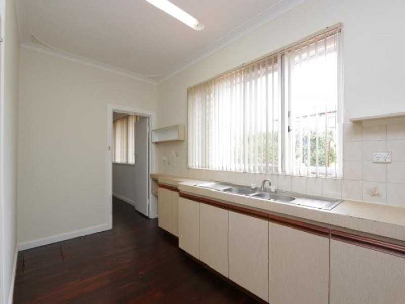 6A Coolidge Street, Como WA 6152