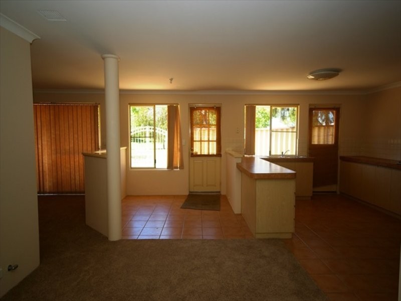 23 Courtland Crescent, Redcliffe WA 6104