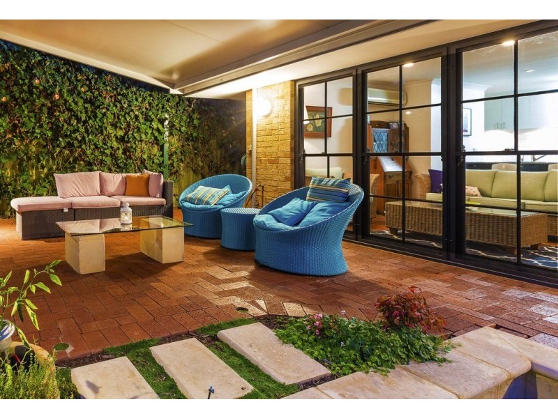 51 Roseberry Avenue, South Perth WA 6151