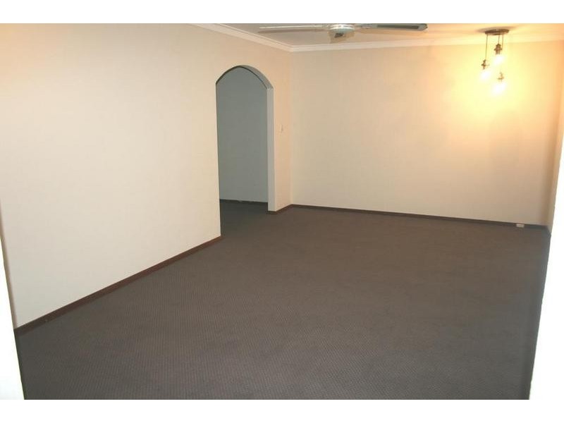 27 South Street, Kardinya WA 6163