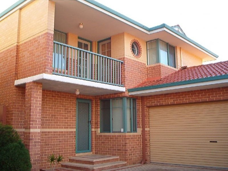 4/157 Lawley Street, Yokine WA 6060