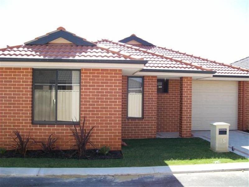 15 Hazlett Way, Canning Vale WA 6155