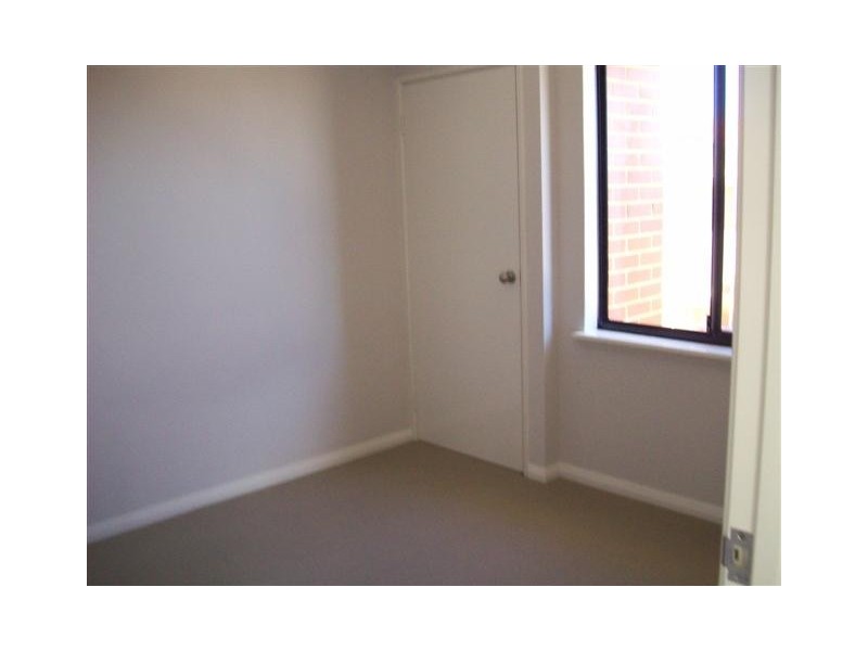 15 Hazlett Way, Canning Vale WA 6155