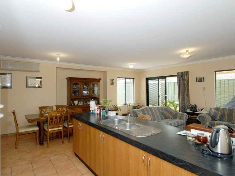 10 Caphorn Close, Bibra Lake WA 6163