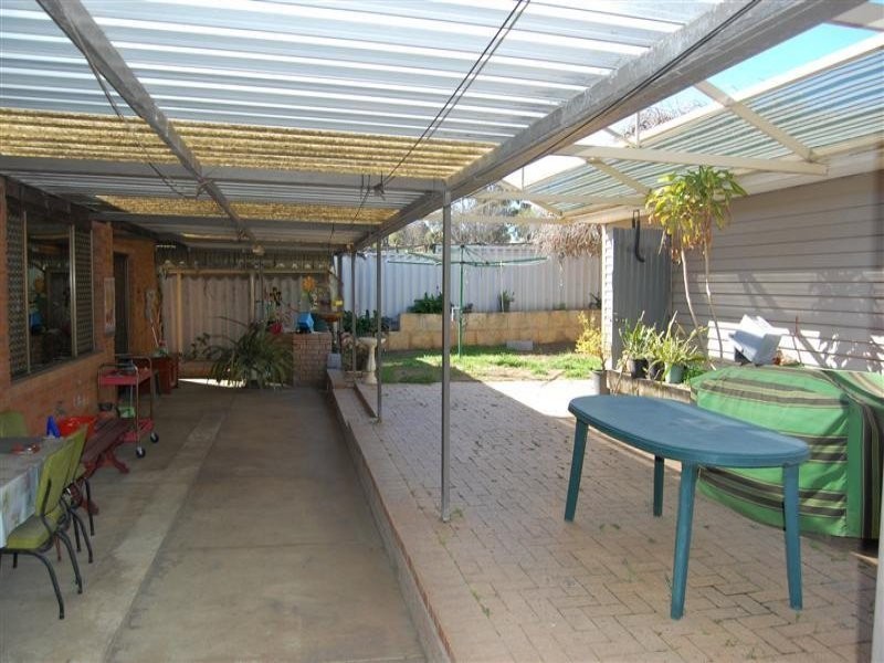 630 Rockingham Road, Munster WA 6166