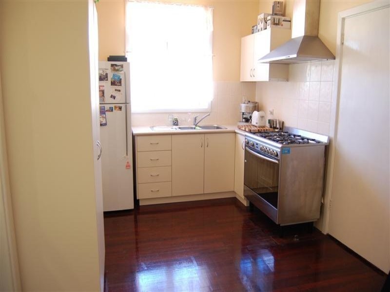 23 Greenslade Street, Hamilton Hill WA 6163