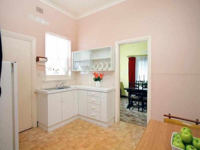 249 South Street, Beaconsfield WA 6162