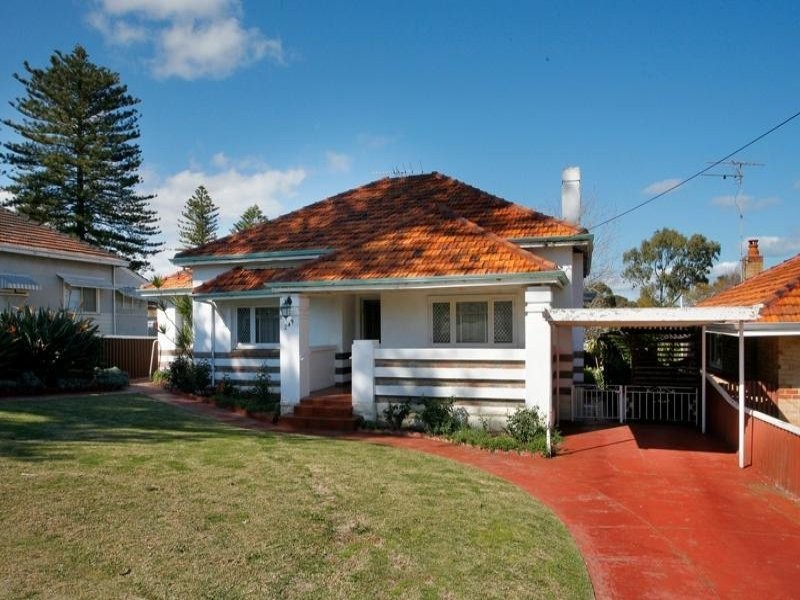 249 South Street, Beaconsfield WA 6162