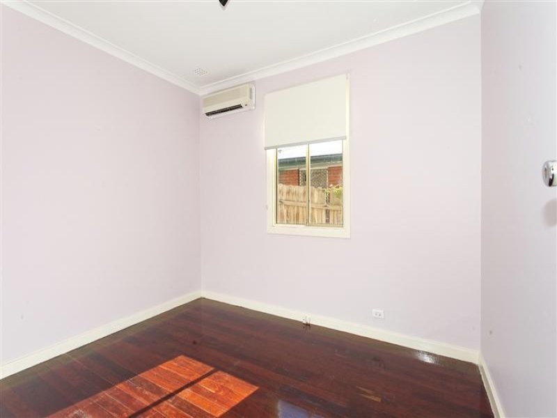 15 Capulet Street, Coolbellup WA 6163